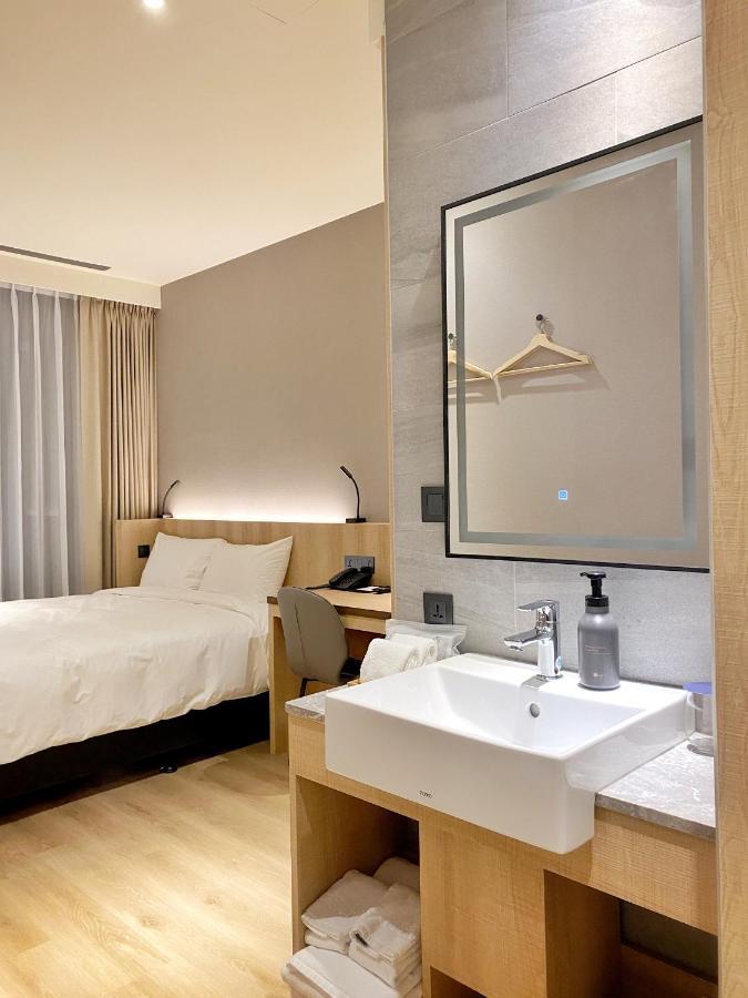 Alfar Hotel Таоюань Екстер'єр фото