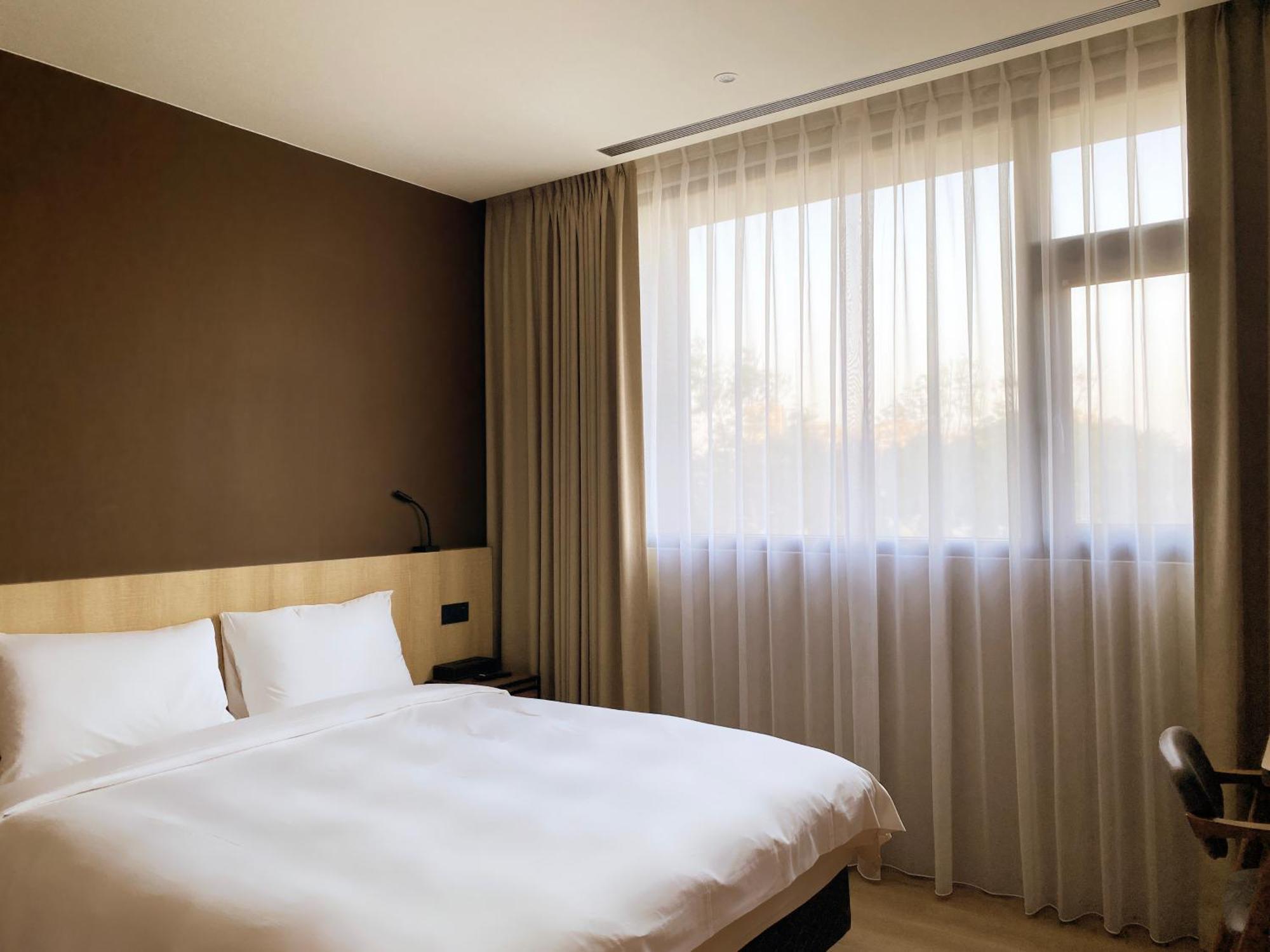 Alfar Hotel Таоюань Номер фото